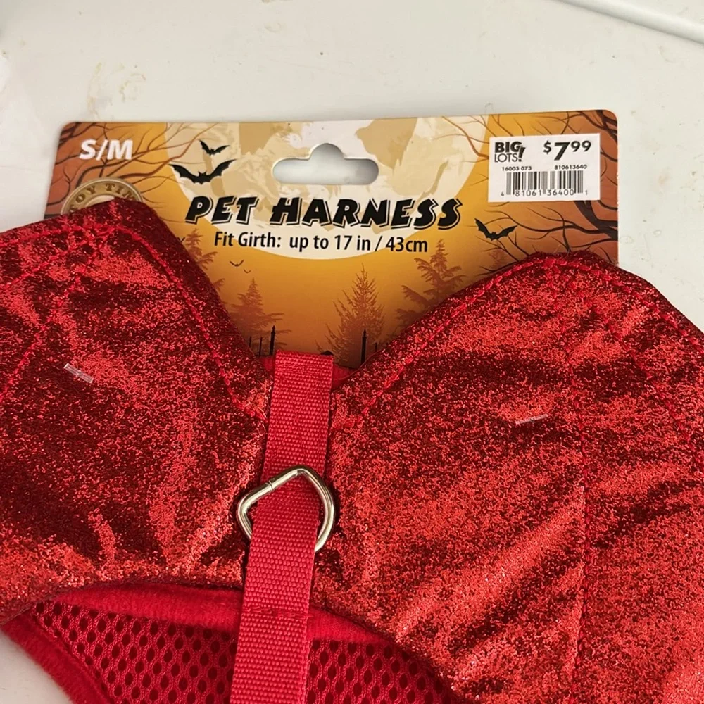NWT Toy Time Dog Pet Harness Fit Girth up to 17” S/M Red Glitter Bat Wings Clips